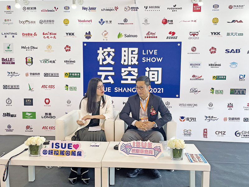 紅豆童裝健康引領(lǐng)校園文化新風(fēng)尚